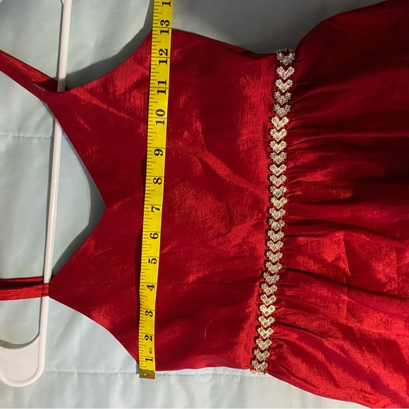 red girls holiday dress NWOT - Picture 3 of 8